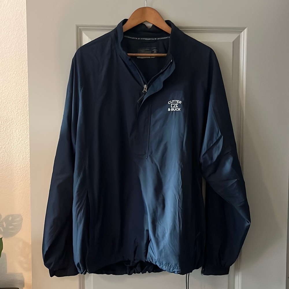 Cutter & Buck mens quarter zip golf pullover. Like new.